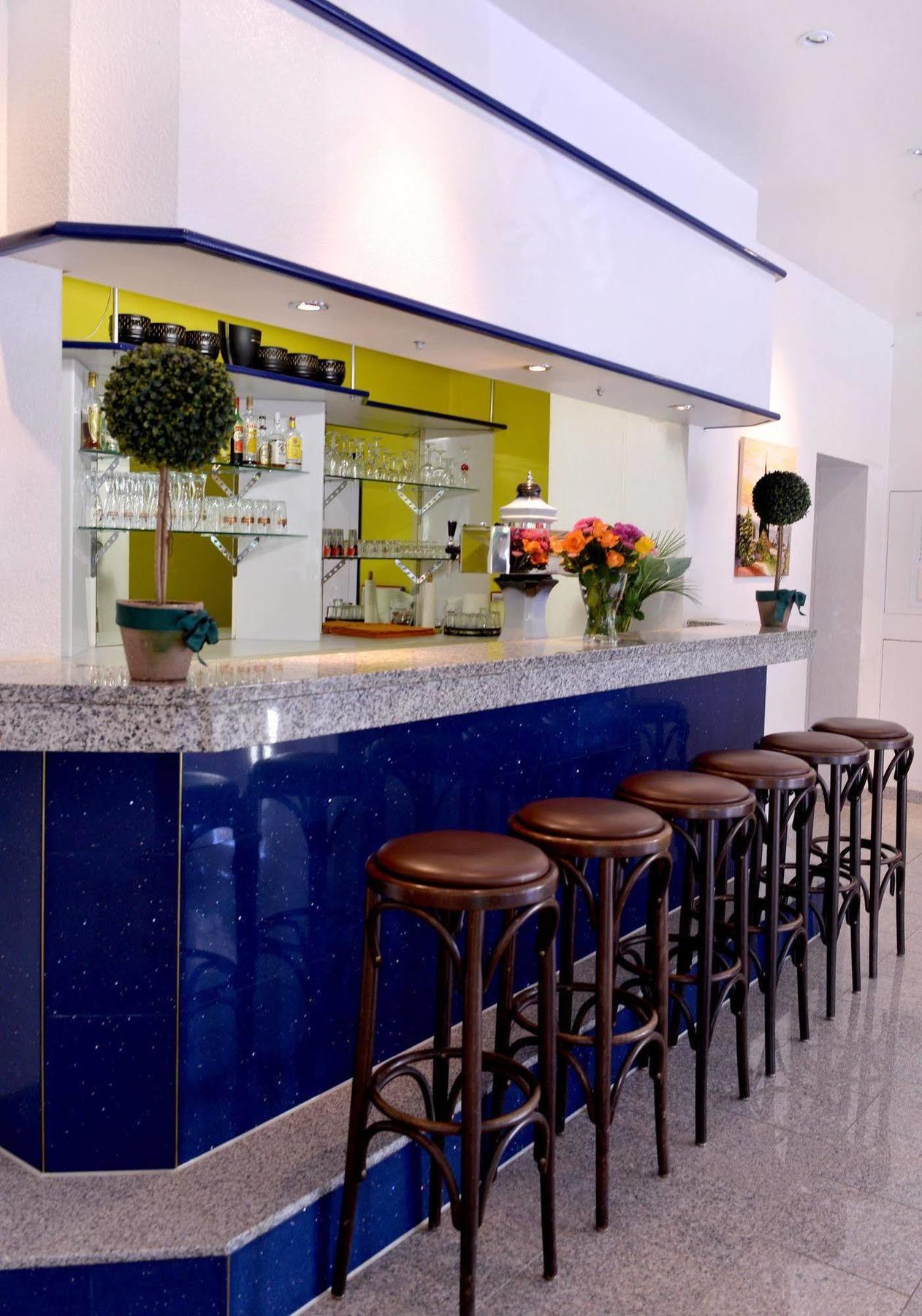 Alpha Hotel Garni ดีทเซนบาค ภายนอก รูปภาพ